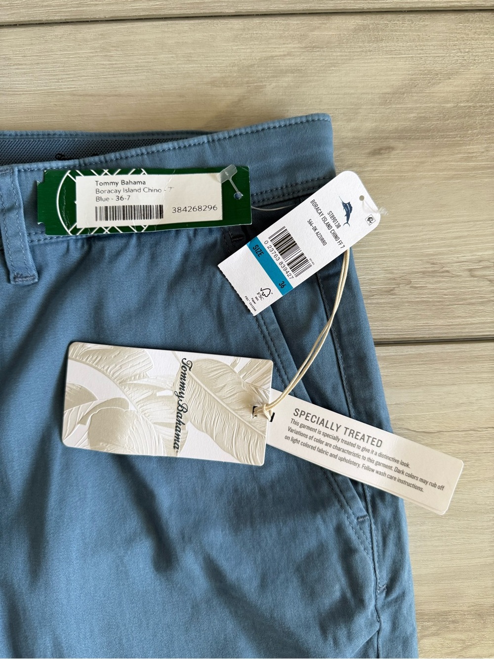 Tommy Bahama Boracay® Island Chino 7Inch Shorts Blue Size 36 NWT - Picture 4 of 9